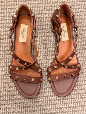 Valentino Garavani Rockstud Brown Leather Sandals | Size 5 / IT 35
